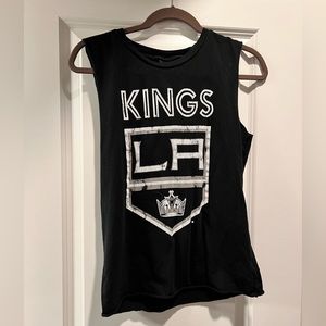 Forever 21 women’s crop top L.A. kings